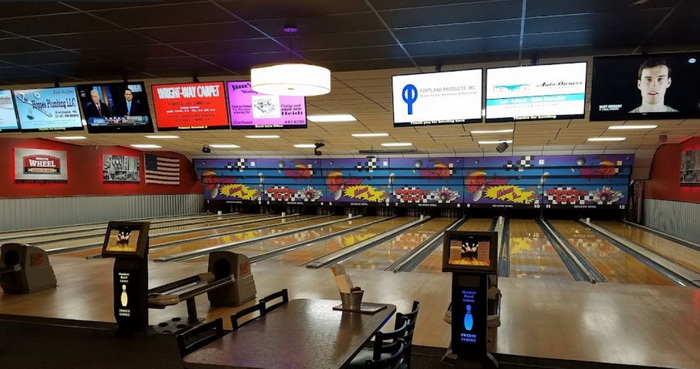 Wagon Wheel (Meadow Bowl Lanes) - Lanes (newer photo)